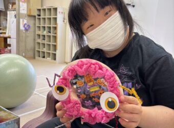 ハロウィン制作の様子